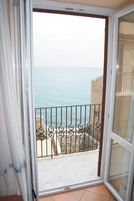 Gaia Holidays Apartments Cefalù Zimmer foto
